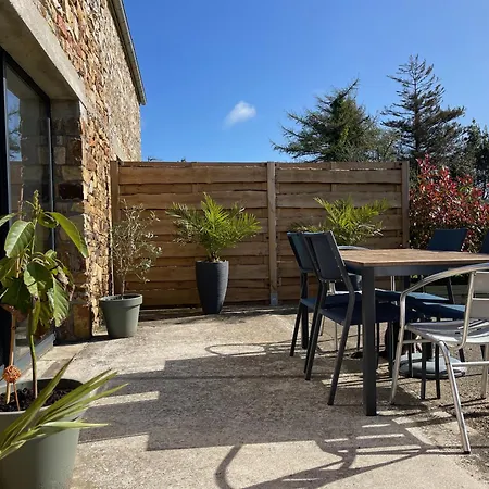 Holiday home Le Legumier - Longere Entre Terre Et Mer *